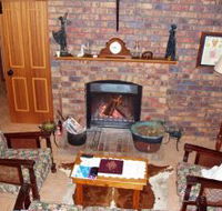 Twilight Grove Farm Bed and Breakfast  - Melbourne Tourism