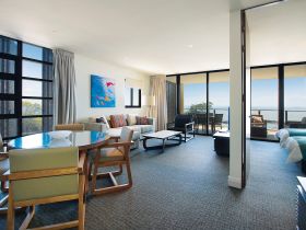 Oaks Mon Komo - Melbourne Tourism 2