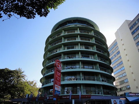 Metro Hotel Tower Mill - Melbourne Tourism 1
