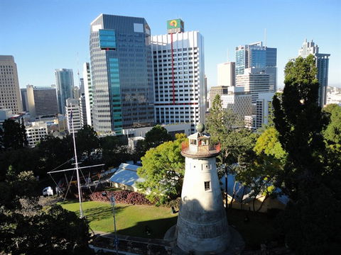 Metro Hotel Tower Mill - Melbourne Tourism 2