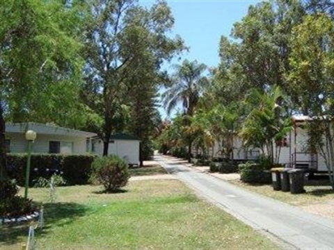 Nestle Inn Tourist Village - Melbourne Tourism 0