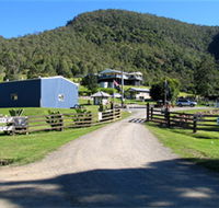 Neurum Creek Bush Retreat - Melbourne Tourism