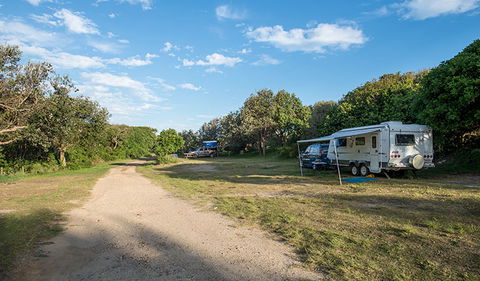Racecourse Campground - Melbourne Tourism 0