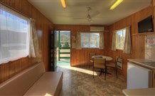 Talbingo Tourist Caravan Park - Melbourne Tourism 0