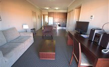 Centrepoint Apartments - Melbourne Tourism 4