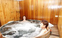 Eiger Chalet - Perisher Valley - Melbourne Tourism 5