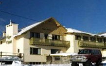 Eiger Chalet - Perisher Valley - Melbourne Tourism 6