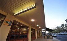 Hotel Victoria - Melbourne Tourism 2