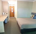 Lakeview Hotel Motel - Oak Flats - Melbourne Tourism