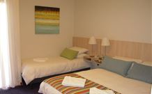 Tudor Inn Motel - Hamilton - Melbourne Tourism 1