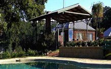 Oakleigh Farm Cottages - Melbourne Tourism 0