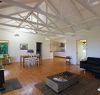 Yellow Dog Cottage - - Melbourne Tourism