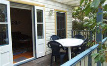 Araluen Cottages - Melbourne Tourism 3