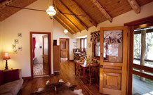 Jasper Cottage - Melbourne Tourism 3