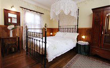Jasper Cottage - Melbourne Tourism 4