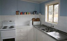 MacNicol Cottage - Melbourne Tourism 0