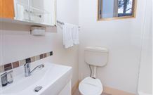 North Lodge Cottages - Melbourne Tourism 2