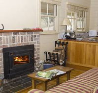 The Pines Pastoral - Melbourne Tourism