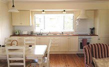 Yahgunyah Cottage - Melbourne Tourism 5