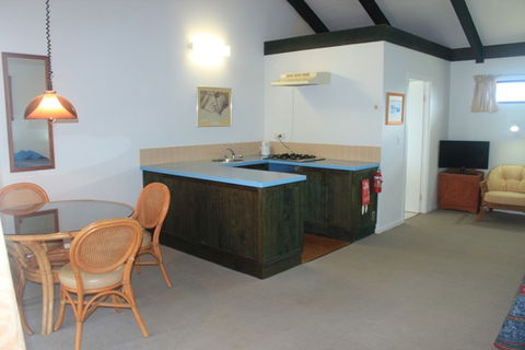 Nuffka Apartments - Norfolk Island - Melbourne Tourism 1