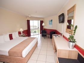 Ocean International Hotel - Melbourne Tourism 1