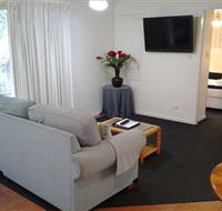 Rainbow Getaway Holiday Apartments - Melbourne Tourism