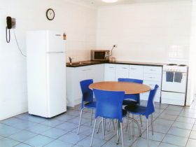 Breezes By The Bay - Melbourne Tourism 3