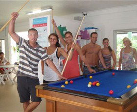 Absolute Backpackers Mission Beach - Melbourne Tourism 3