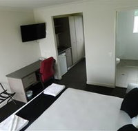 Dooleys Tavern and Motel Springsure - Melbourne Tourism