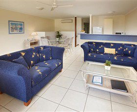 Coolum Beach Getaway Resort - Melbourne Tourism 2