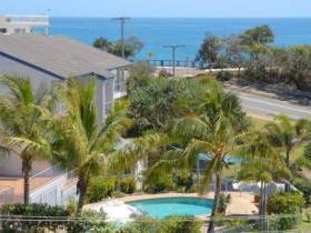 Pandanus Apartments - Melbourne Tourism 1