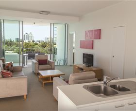 ULTIQA Freshwater Point Resort - Melbourne Tourism 3