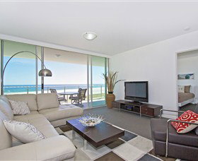 Kirra Surf Apartments - Melbourne Tourism 2