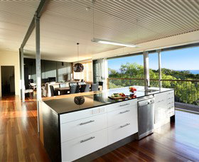 Eliza Fraser Lodge - Melbourne Tourism 1