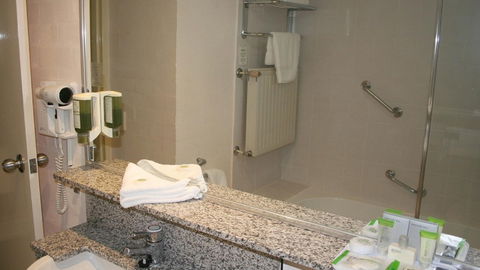Best Western Grand Country Lodge - Melbourne Tourism 8