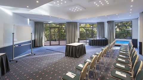 BEST WESTERN PLUS Apollo International Hotel - Melbourne Tourism 14