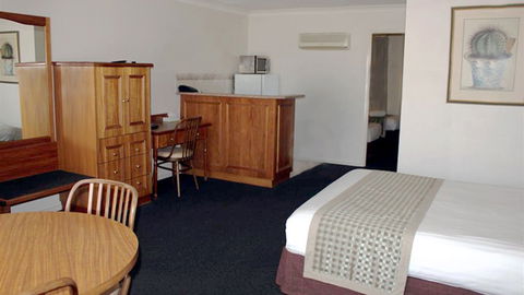 BEST WESTERN Ambassador Motor Inn - Melbourne Tourism 7