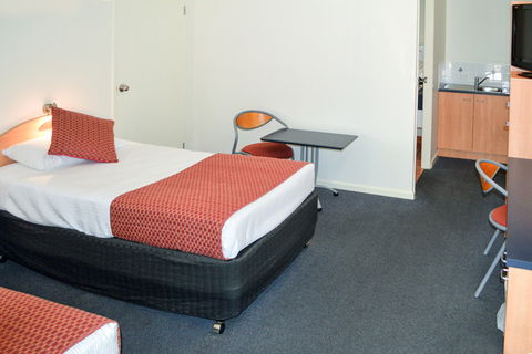 BEST WESTERN Boulevard Lodge - Melbourne Tourism 14