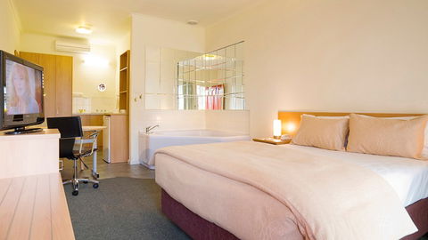 BEST WESTERN Airport Motel And Convention Centre - Melbourne Tourism 1