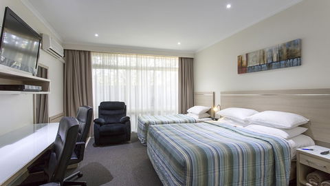 BEST WESTERN Aspen And Apartments - Melbourne Tourism 0