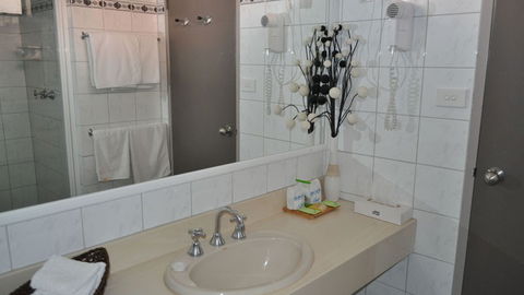 BEST WESTERN Hospitality Inn Esperance - Melbourne Tourism 6