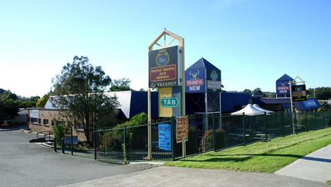 Oaks Hotel Motel - Melbourne Tourism 2