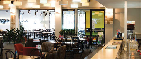 Oaks Hotel Motel - Melbourne Tourism 4