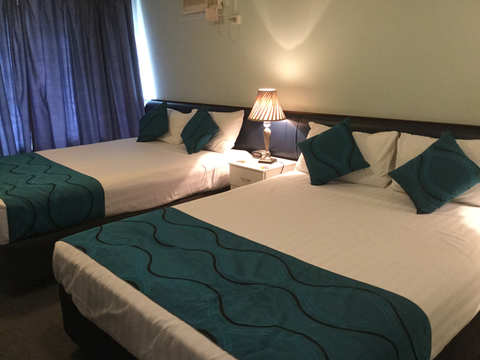 Poinciana Motel - Melbourne Tourism 1