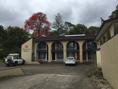 Poinciana Motel - Melbourne Tourism 5