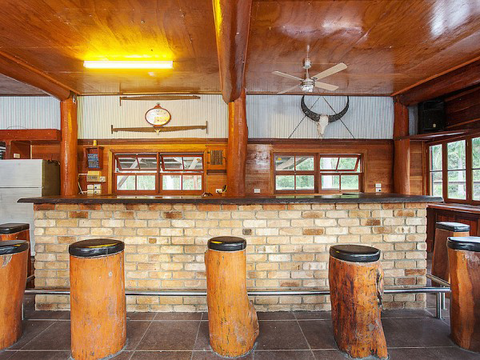 Sticks & Stones - Melbourne Tourism 3