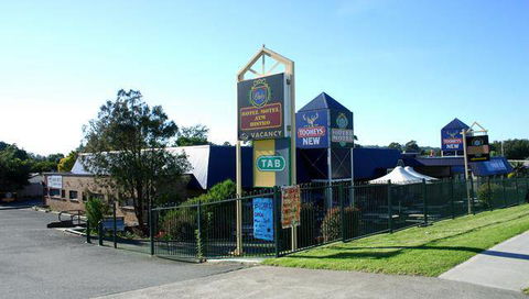 Oaks Hotel Motel - Melbourne Tourism 14
