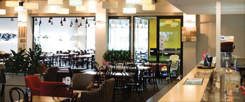 Oaks Hotel Motel - Melbourne Tourism 16