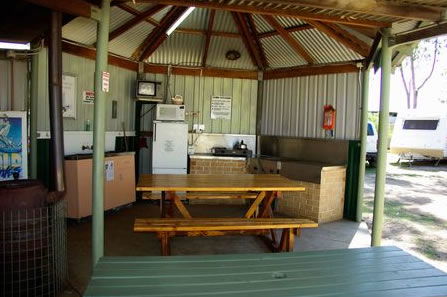 Albany Happy Days Caravan Park - Melbourne Tourism 1
