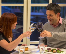 Country Club Tasmania - Melbourne Tourism 4